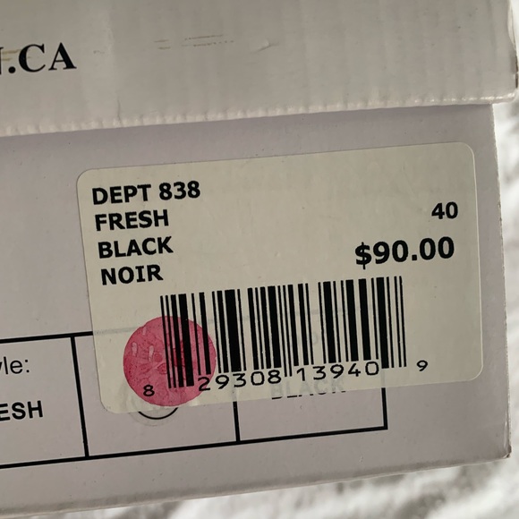 NEVER WORN Steve Madden Black strappy heel - Picture 4 of 5